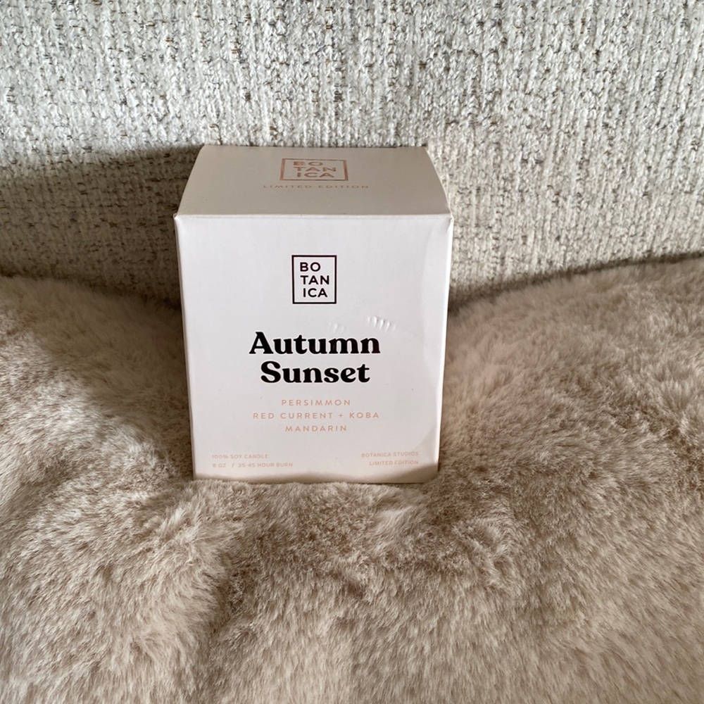 BOTANICA Autumn Sunset Candle